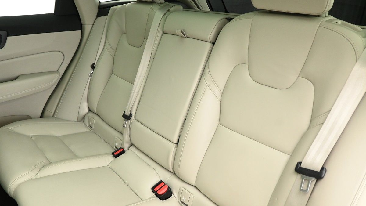 Volvo XC60 Image 5