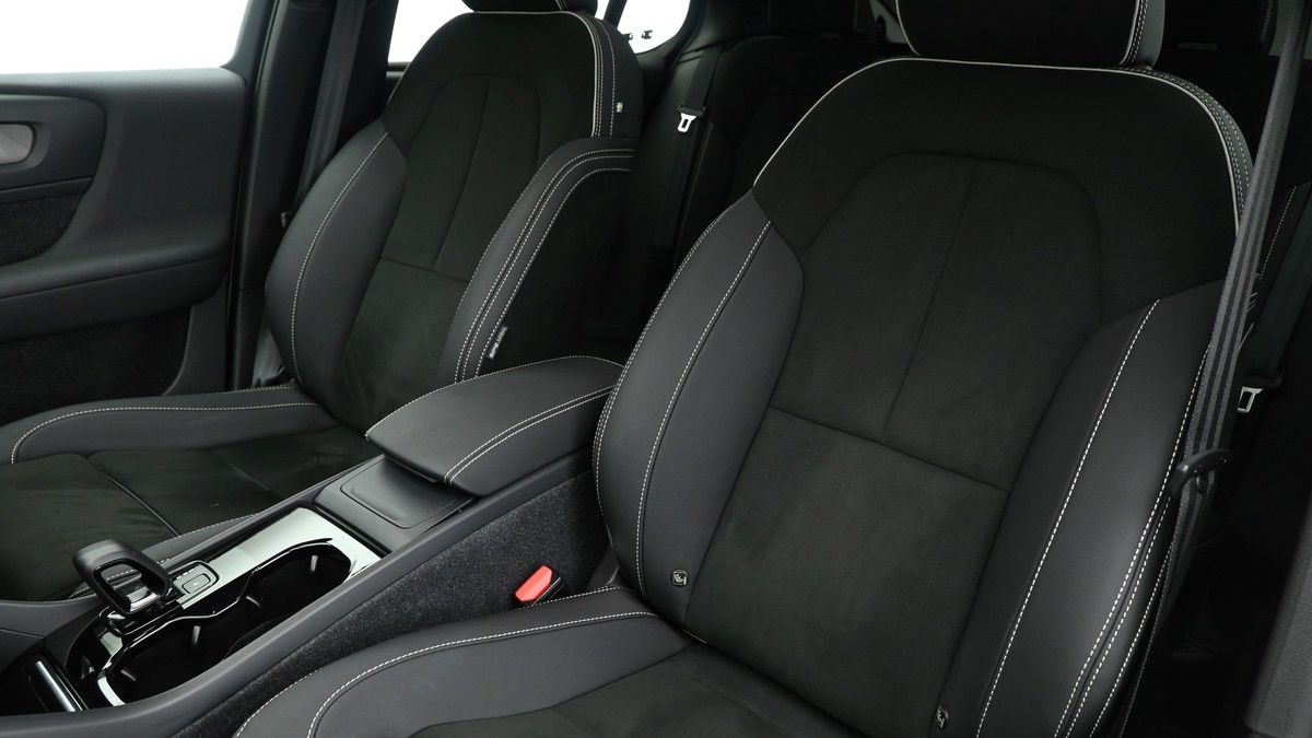 Volvo C40 Image 4