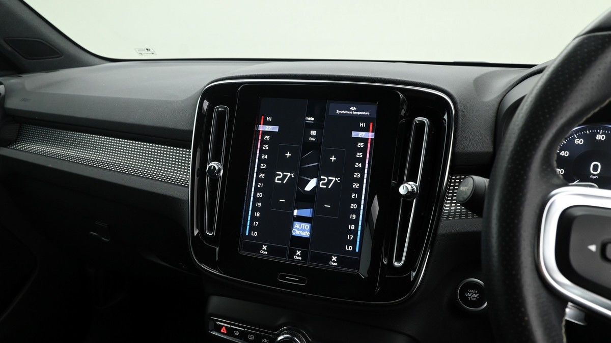 Volvo XC40 Image 11