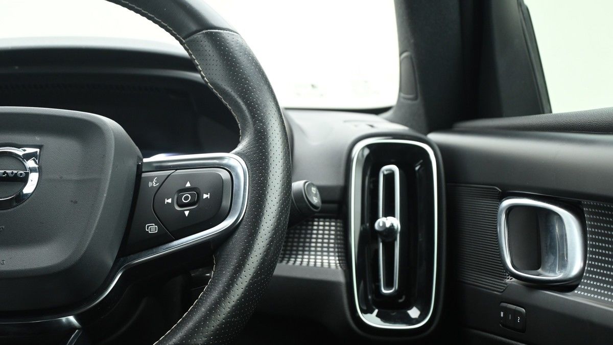 Volvo XC40 Image 15