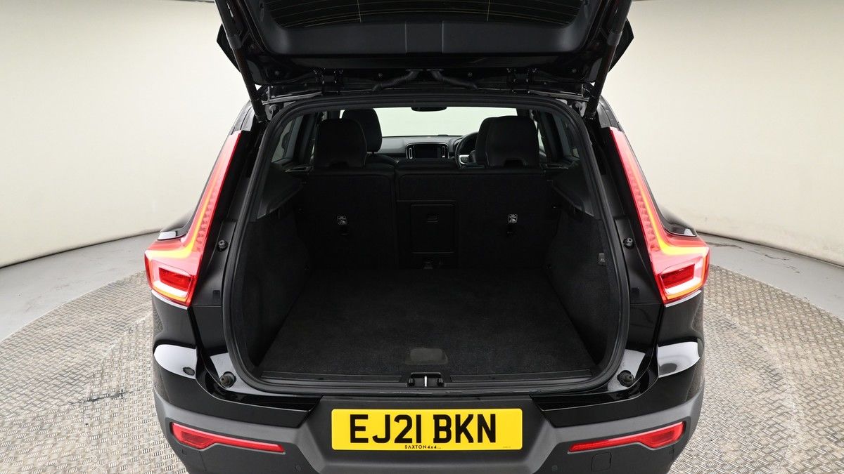 Volvo XC40 Image 10