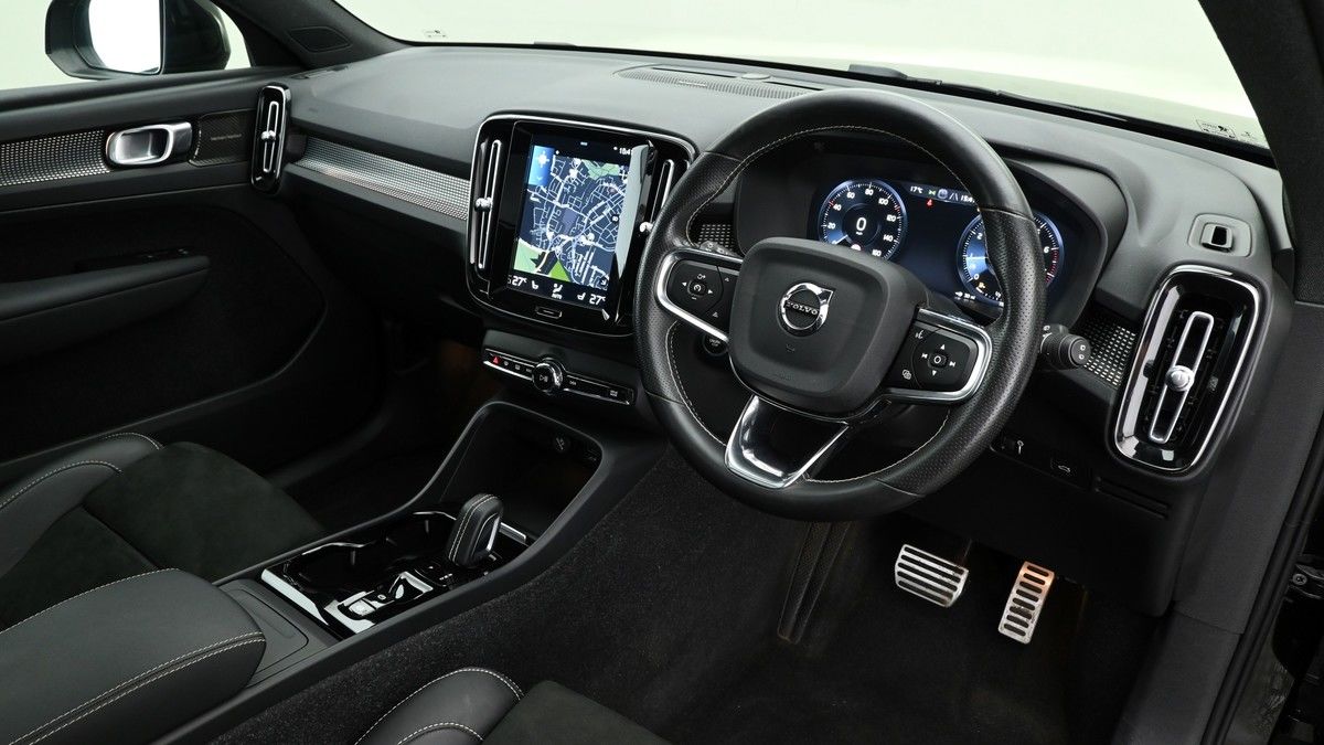 Volvo XC40 Image 3
