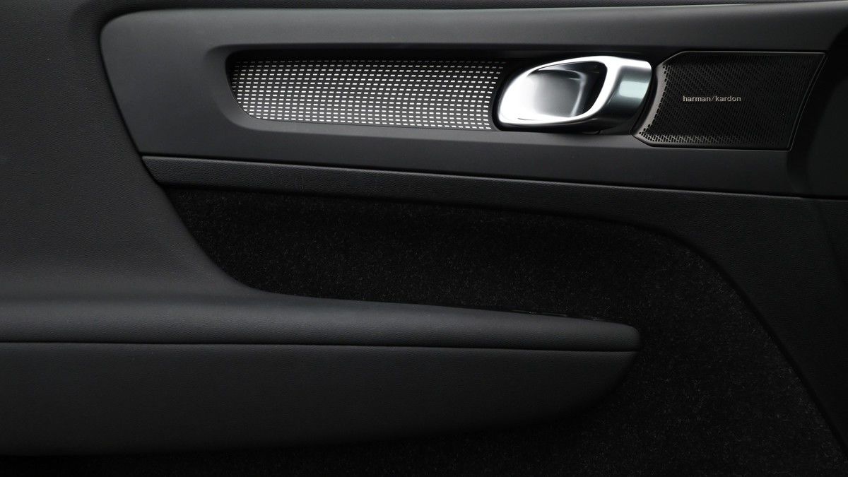 Volvo XC40 Image 13