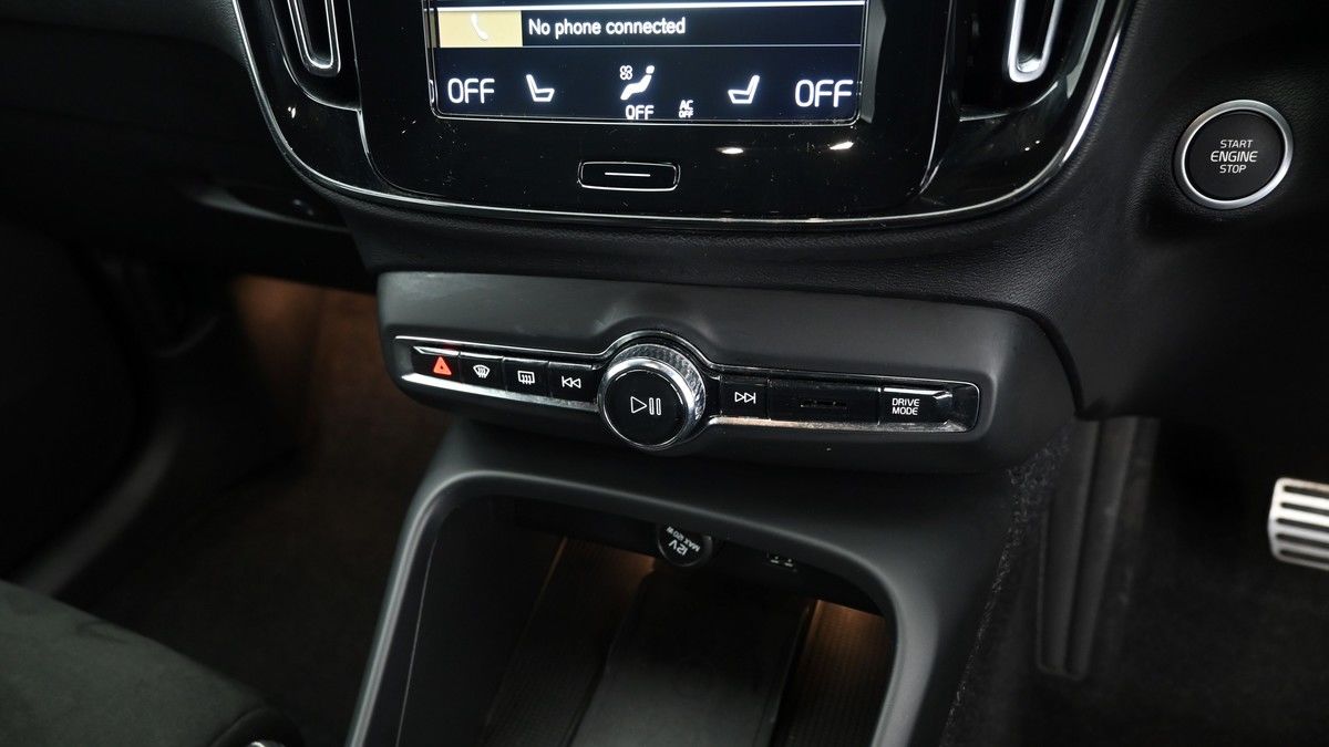 Volvo XC40 Image 11