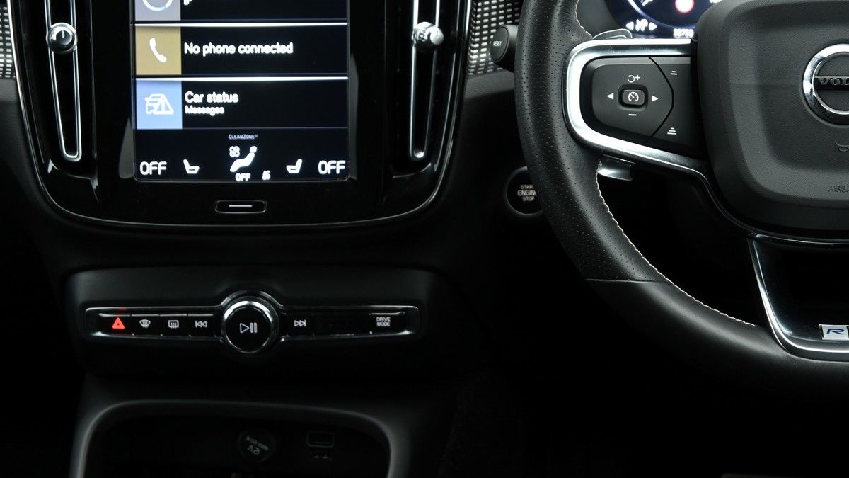 Volvo XC40 Image 14