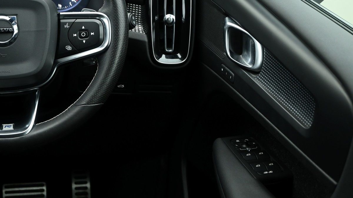 Volvo XC40 Image 15