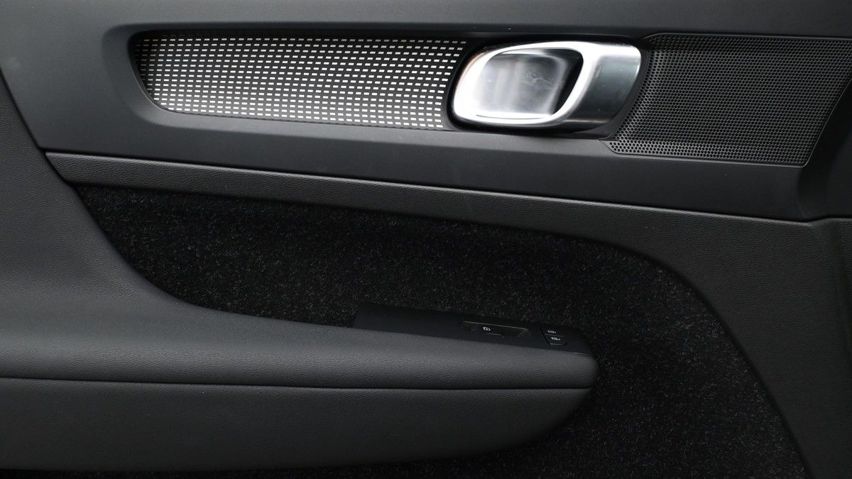 Volvo XC40 Image 12