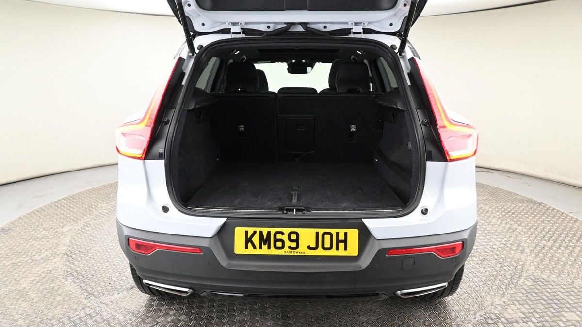 Volvo XC40 Image 10