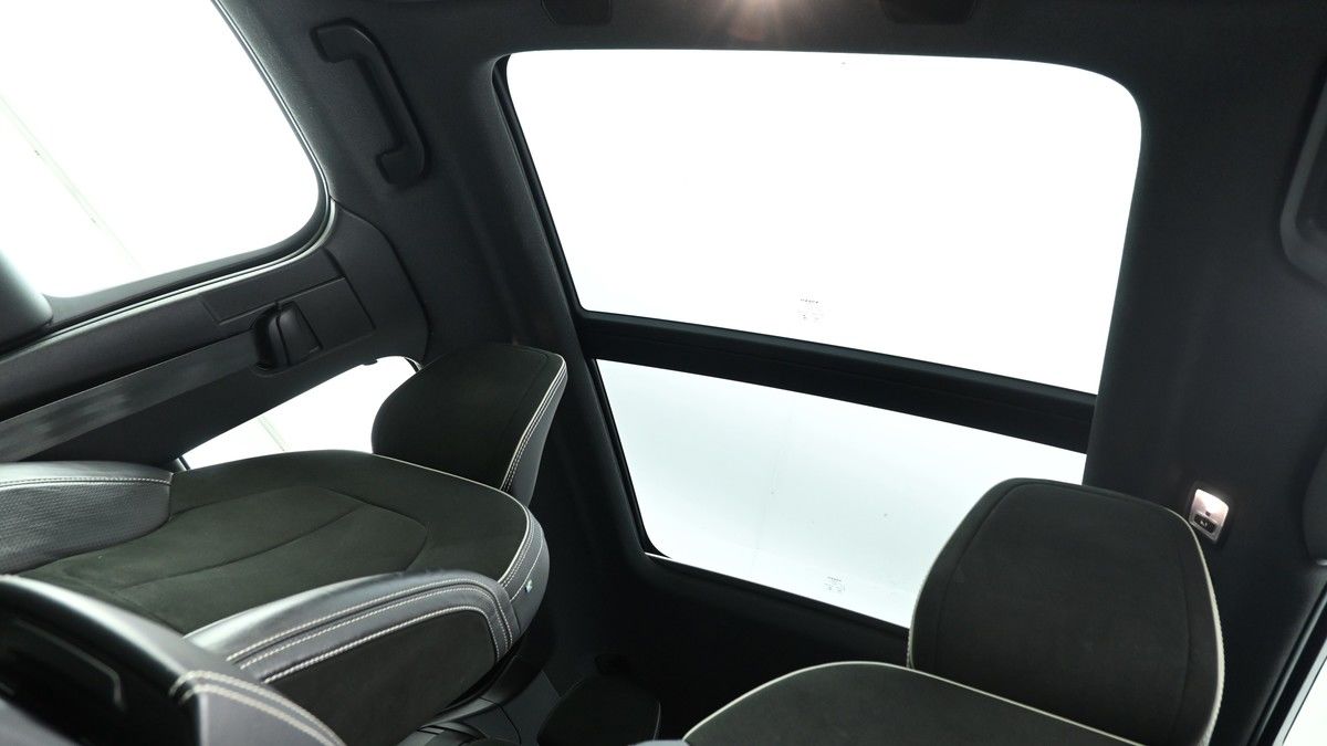 Volvo XC40 Image 2