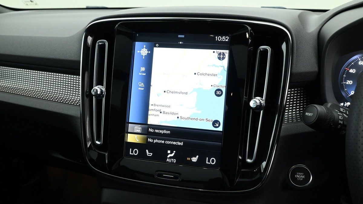 Volvo XC40 Image 11