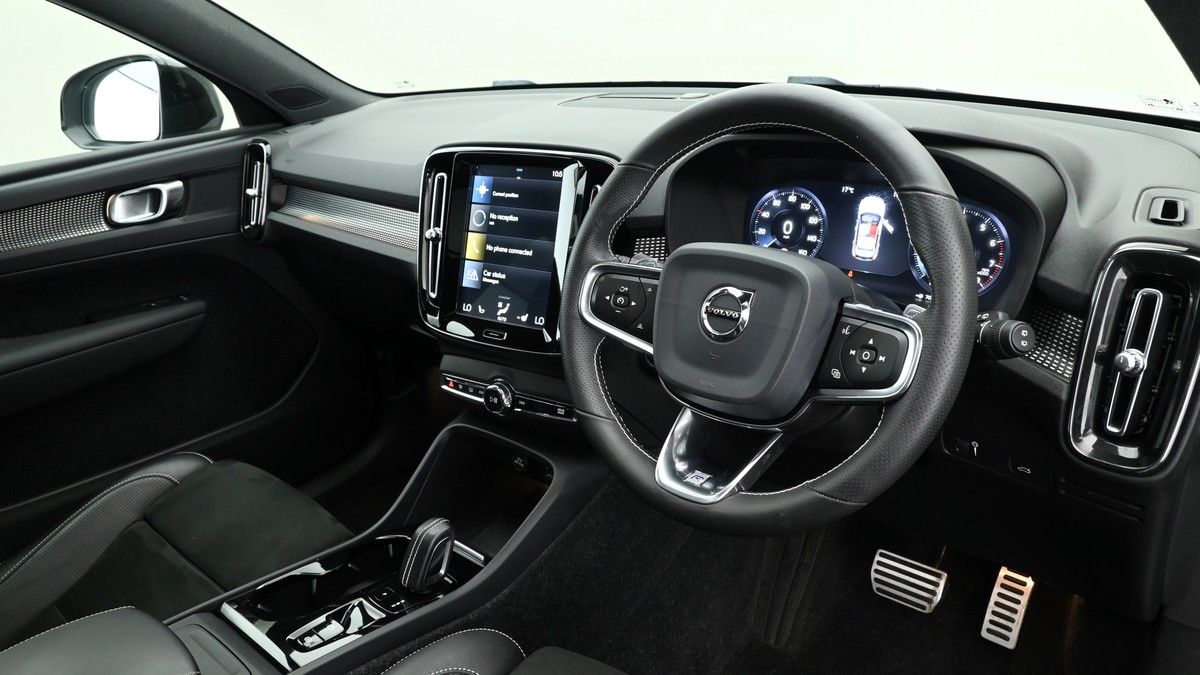 Volvo XC40 Image 3