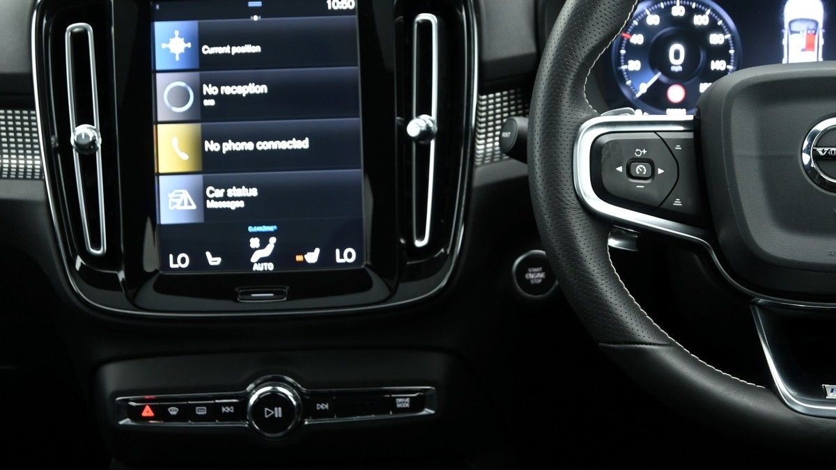 Volvo XC40 Image 15