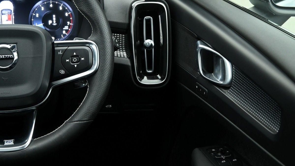 Volvo XC40 Image 16