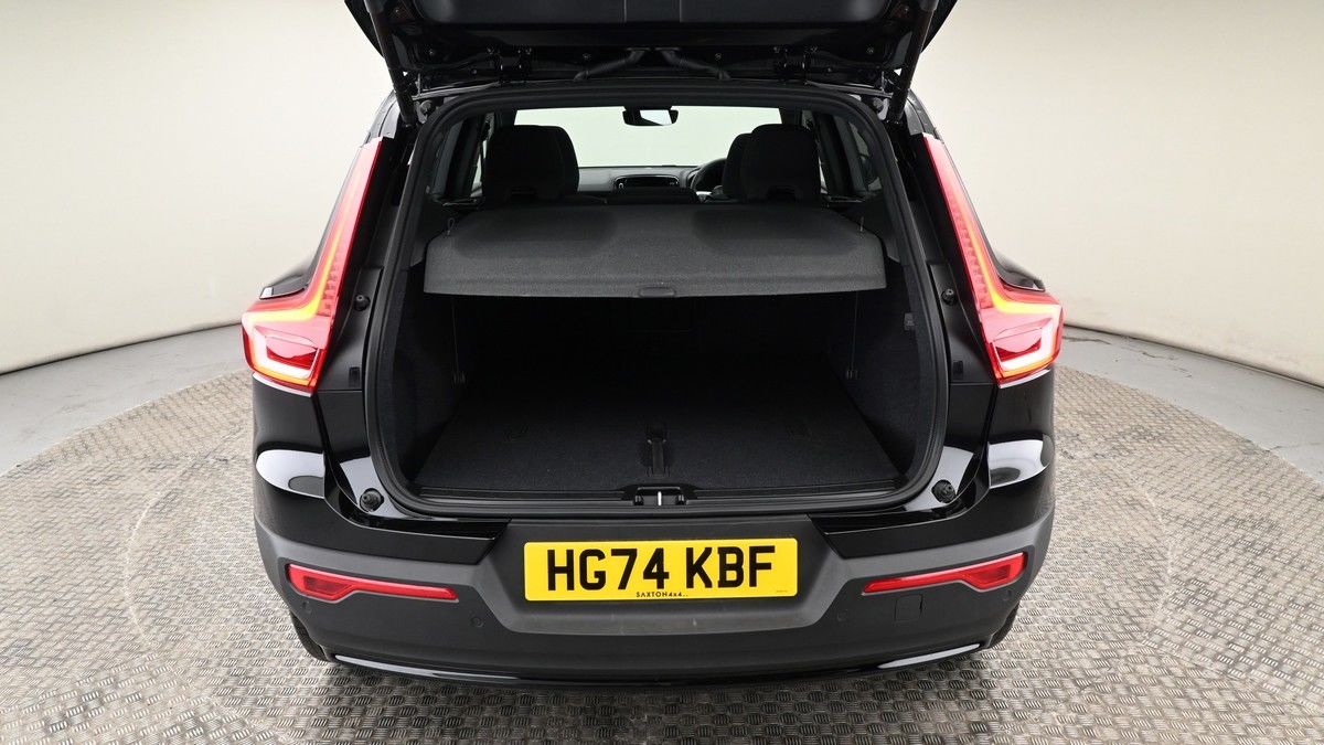 Volvo XC40 Image 10
