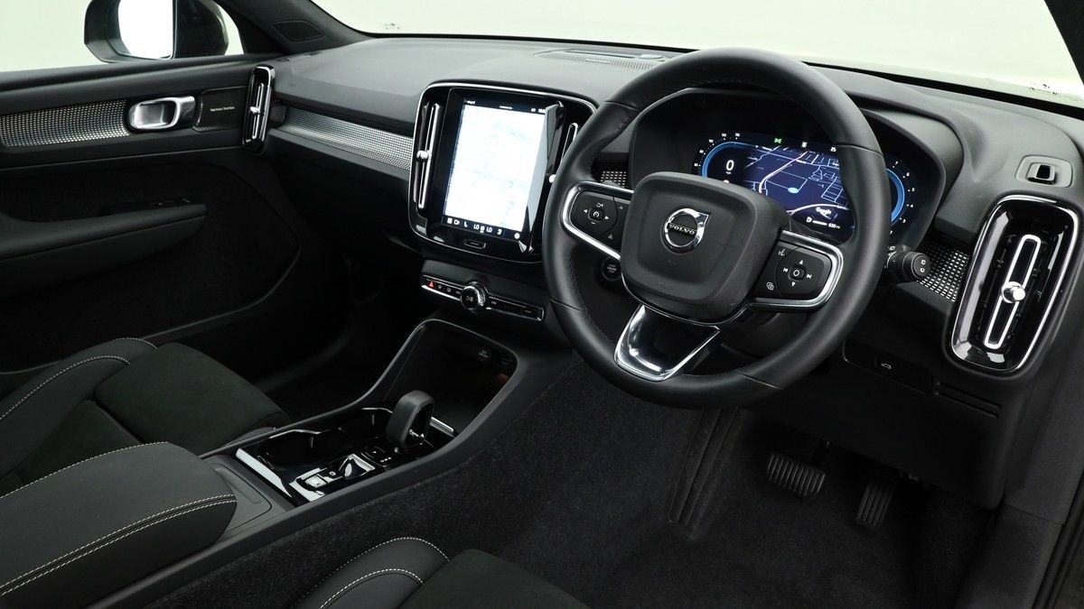 Volvo XC40 Image 3