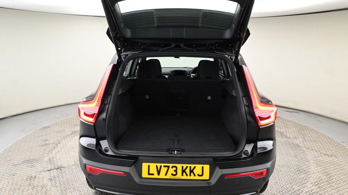 Volvo XC40 Image 9