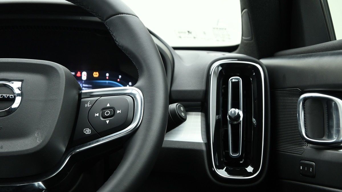 Volvo XC40 Image 15