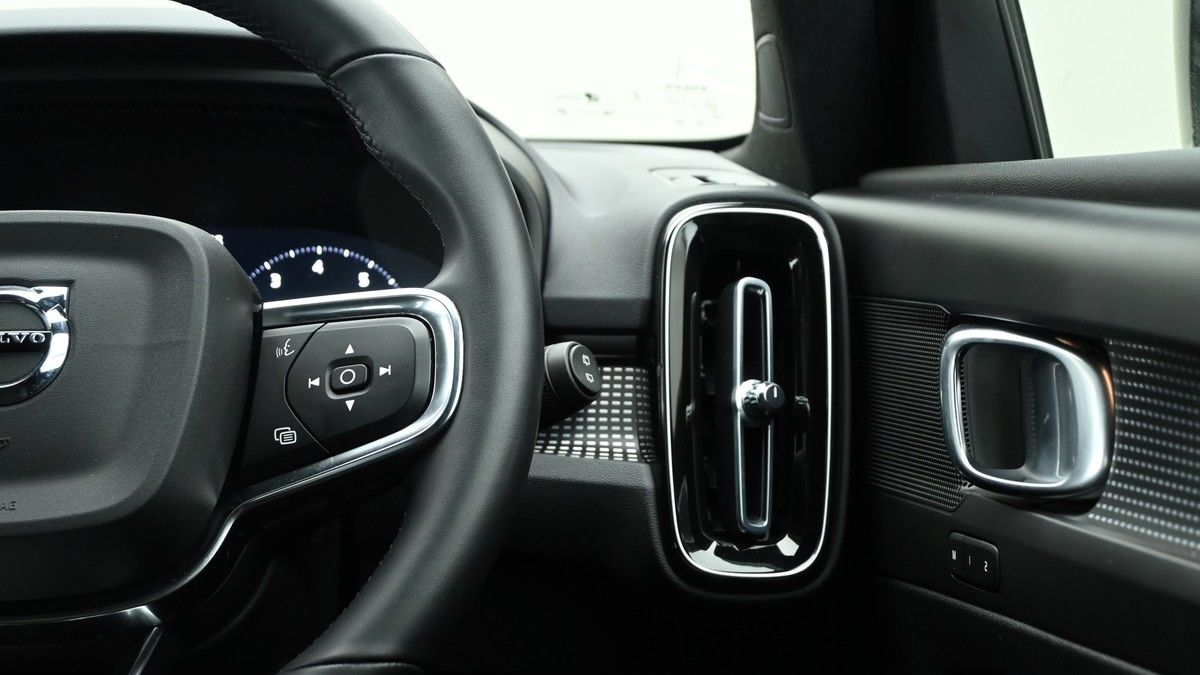 Volvo XC40 Image 15