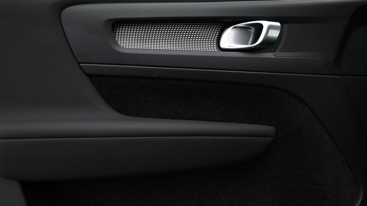 Volvo XC40 Image 12