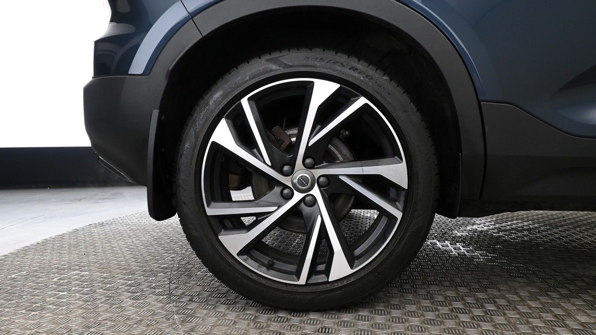 Volvo XC40 Image 8