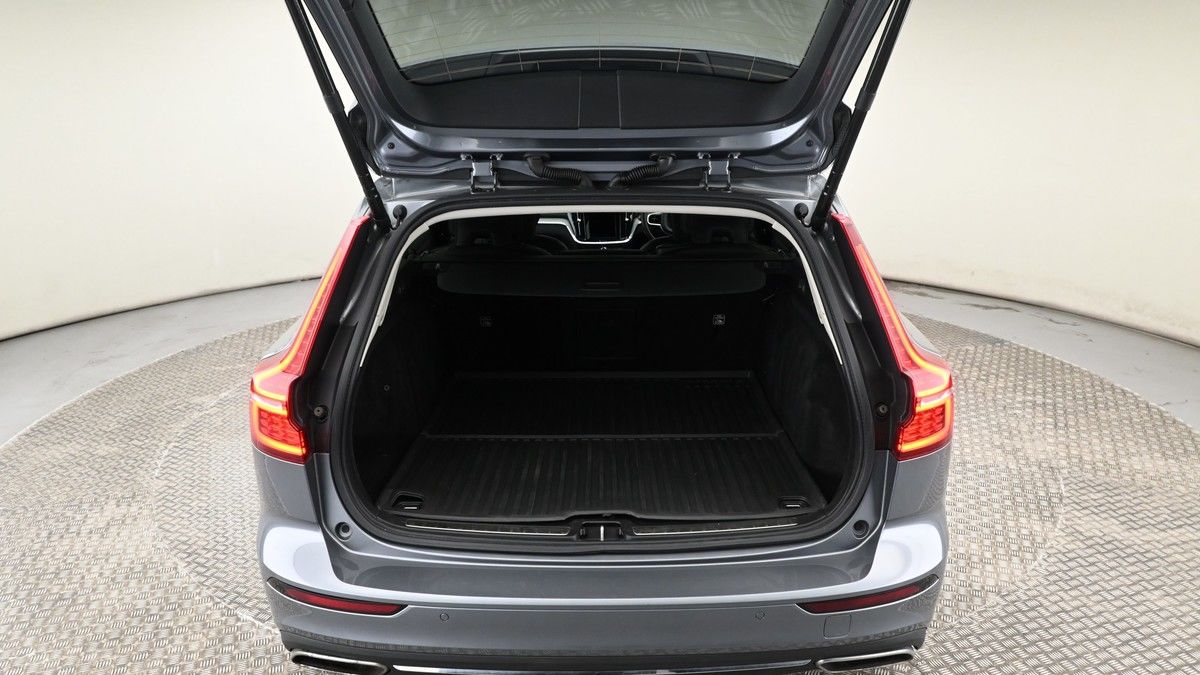Volvo V60 Image 9