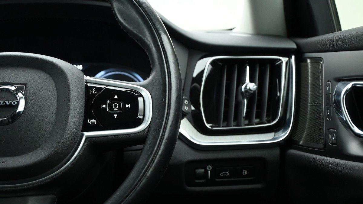 Volvo V60 Image 15