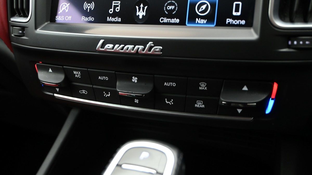 Maserati Levante Image 12