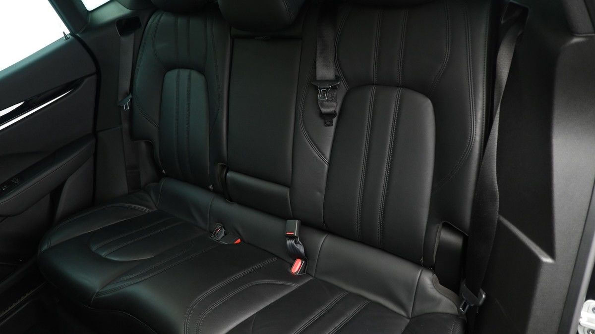 Maserati Levante Image 5