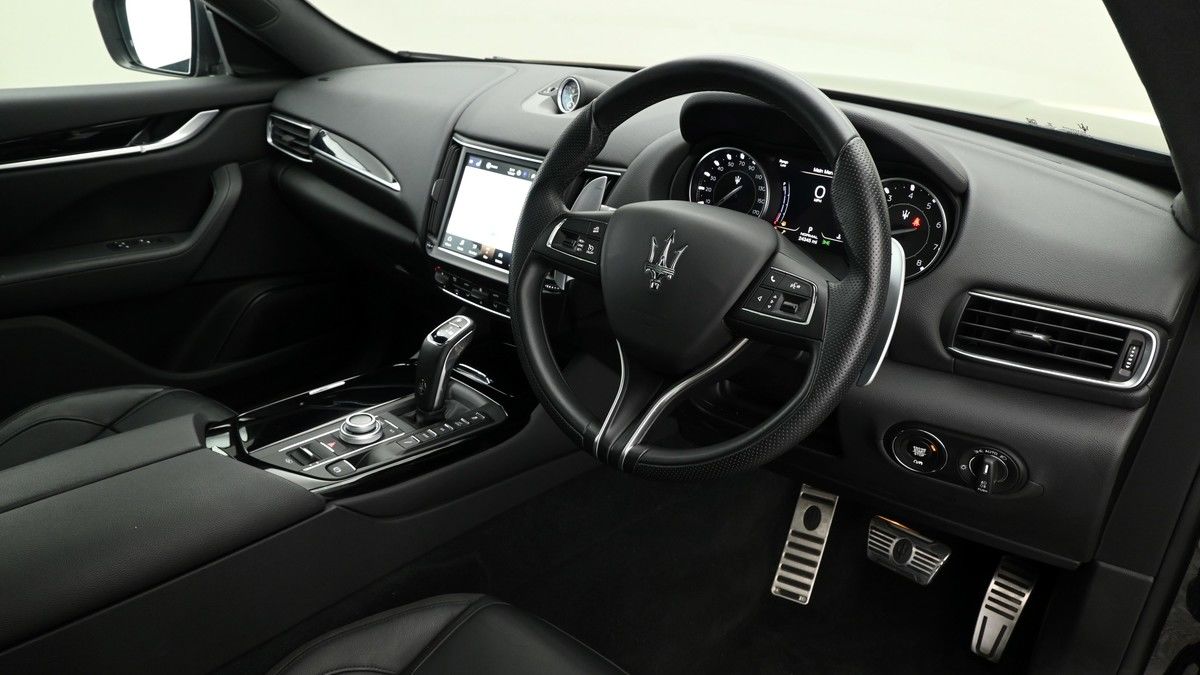 Maserati Levante Image 3