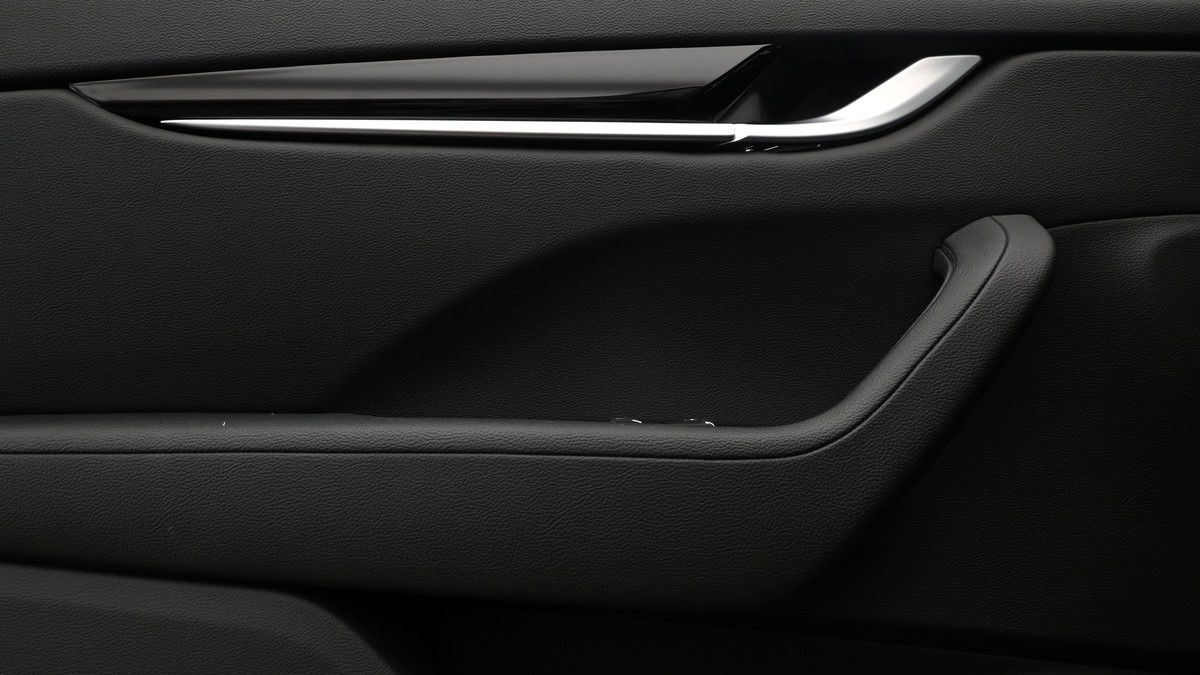 Maserati Levante Image 13