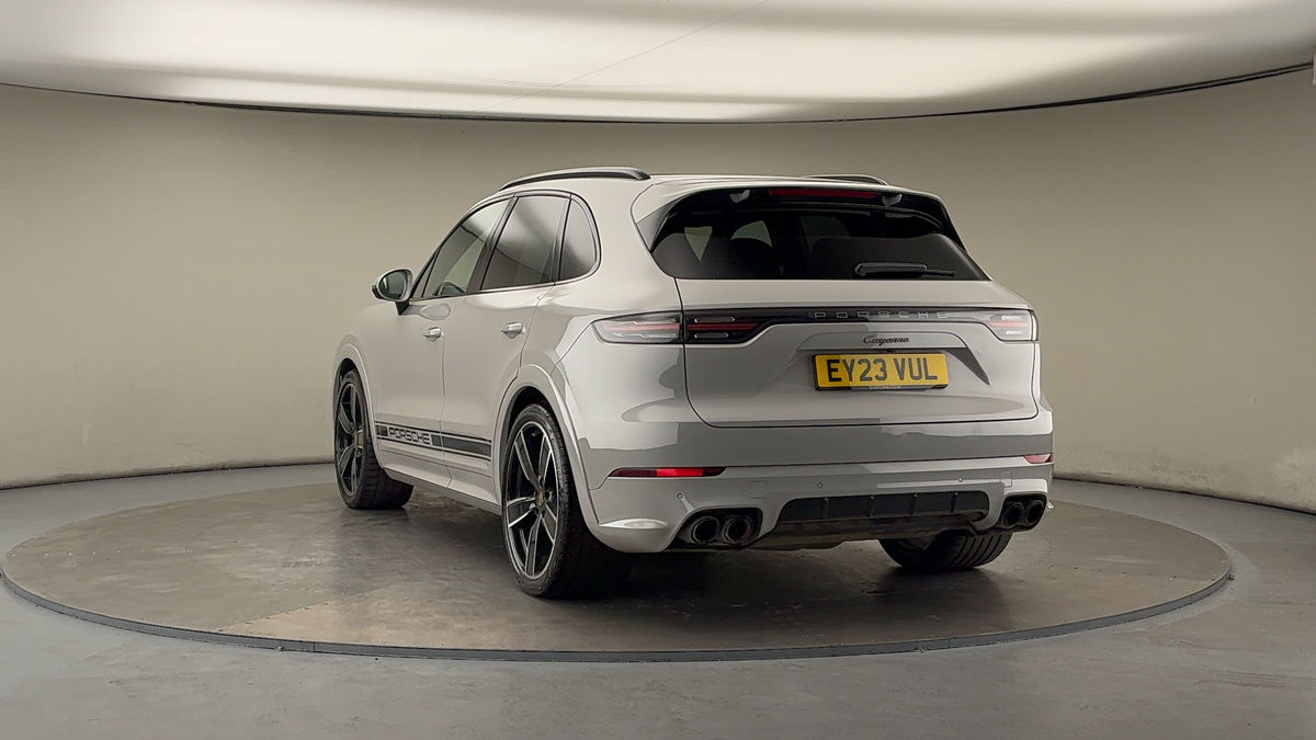 More views of Porsche Cayenne