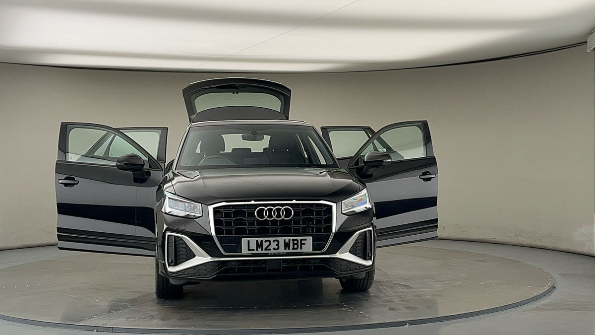 More views of Audi Q2