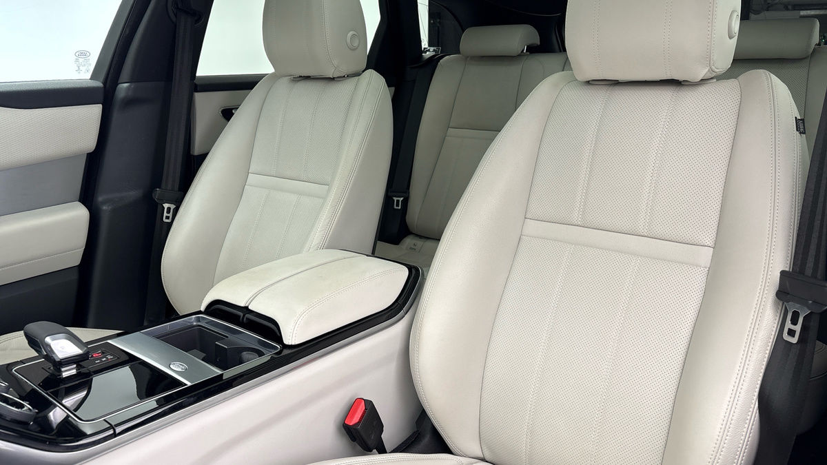 Land Rover Range Rover Velar Image 7