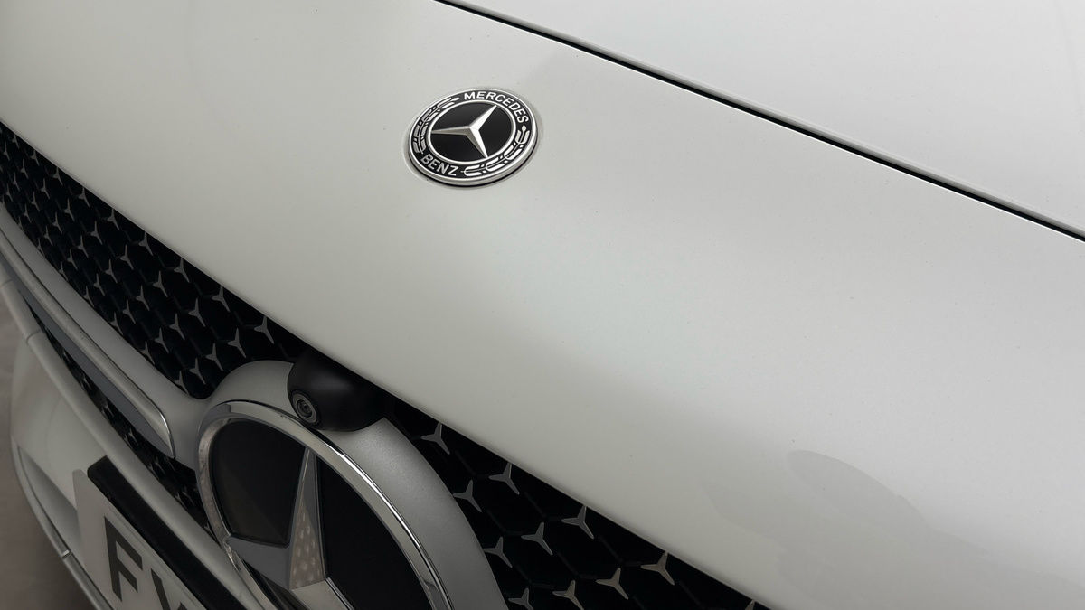 Mercedes-Benz C Class Image 24
