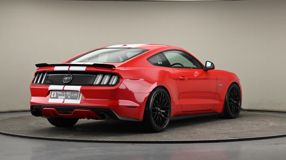 Ford Mustang Image 26