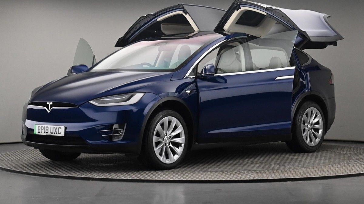 Tesla Model X Image 28