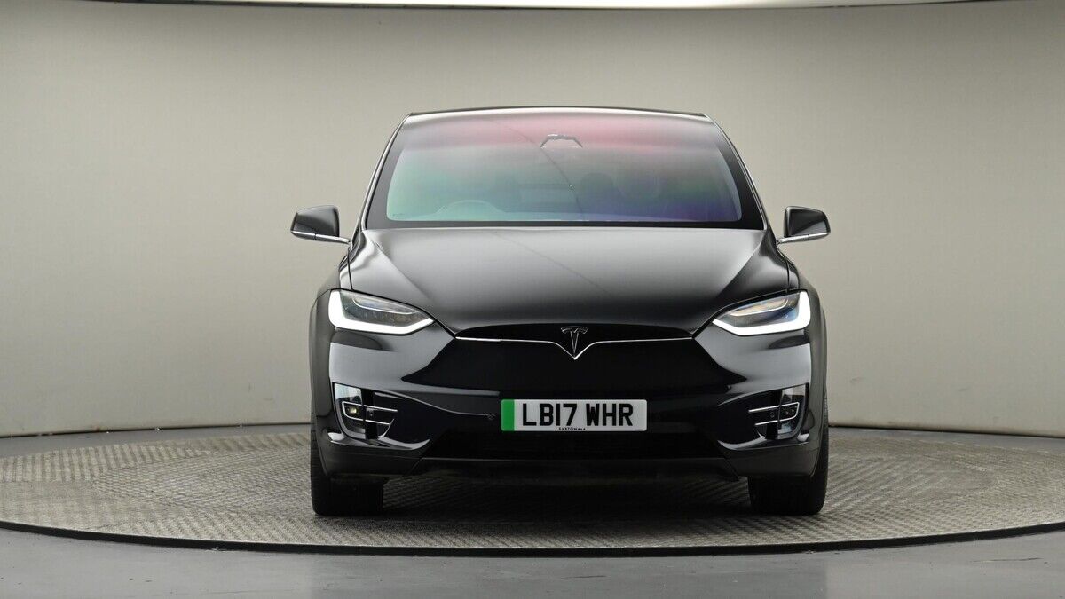 Tesla Model X Image 21