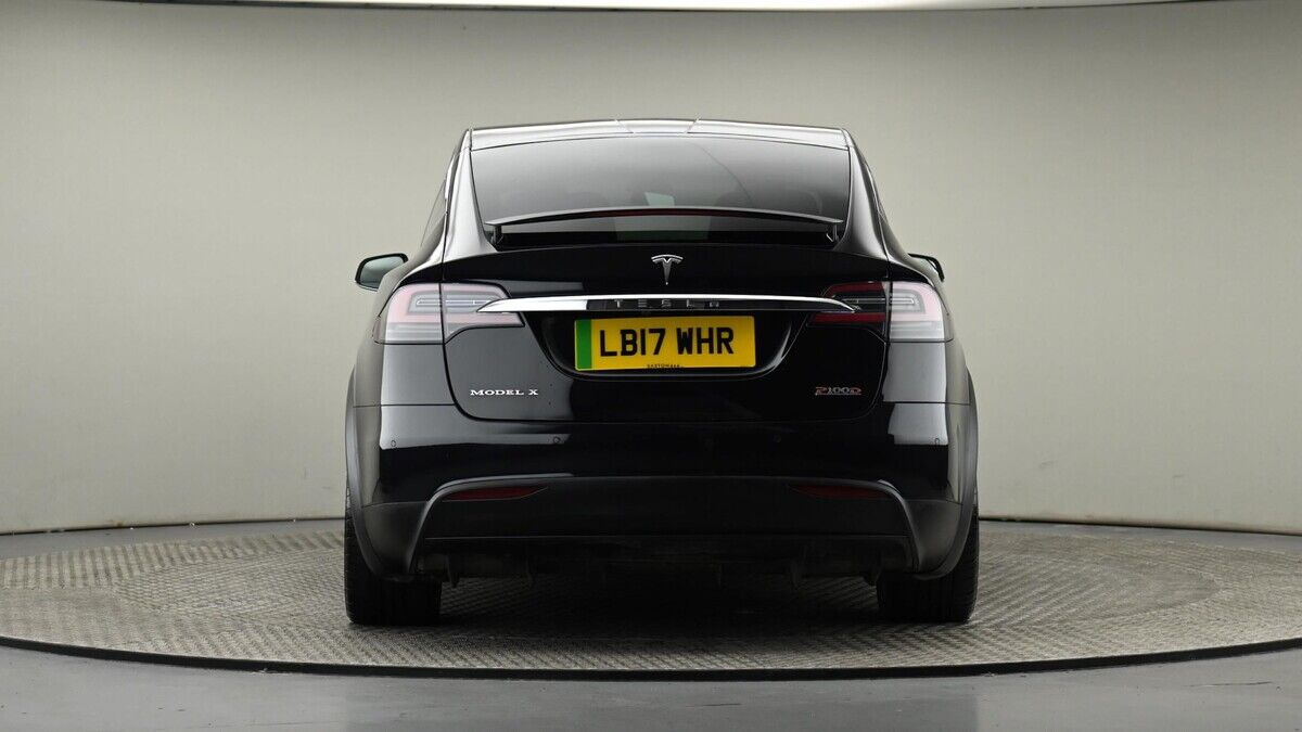 Tesla Model X Image 25