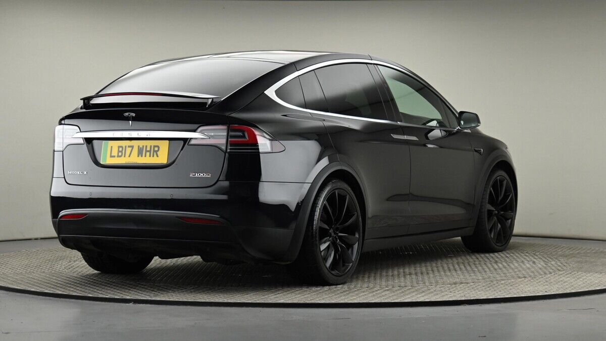 Tesla Model X Image 26