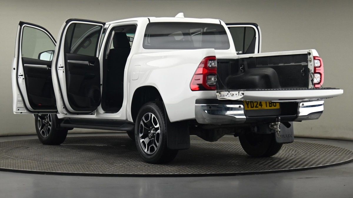 Toyota Hilux Image 28