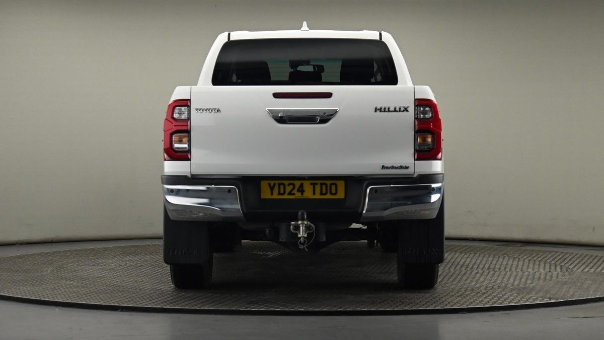 Toyota Hilux Image 25