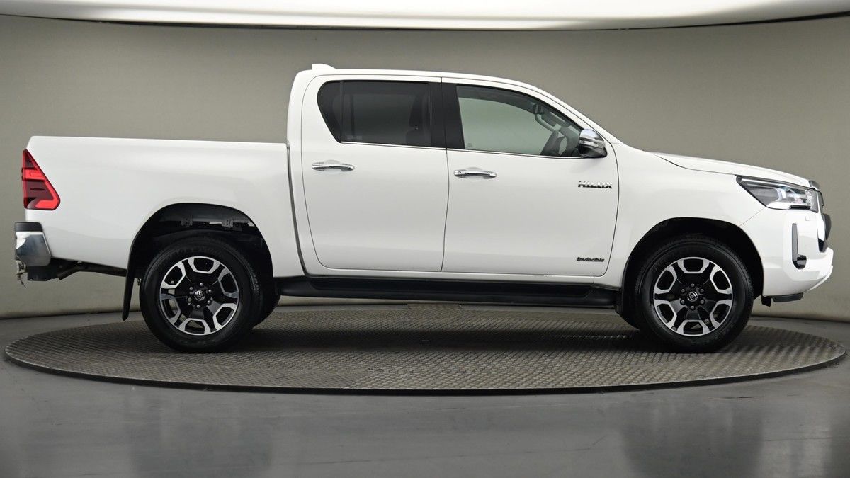 Toyota Hilux Image 27