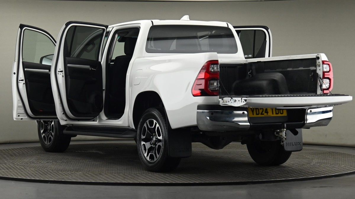 Toyota Hilux Image 29