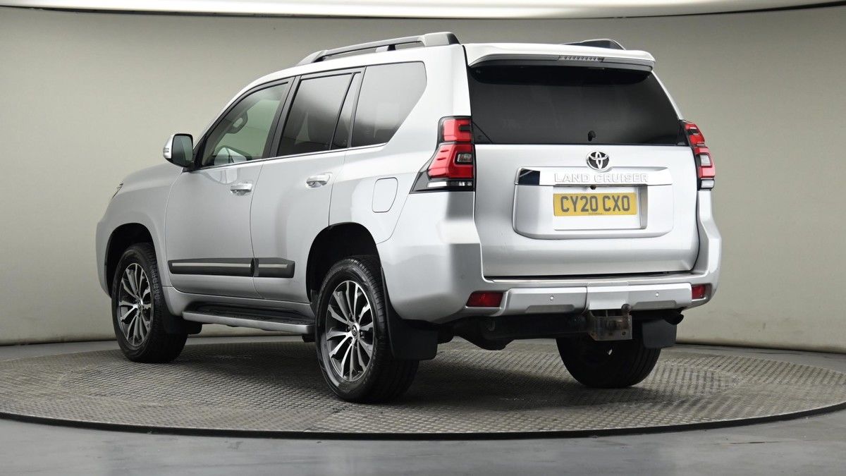 Toyota Land Cruiser Image 23