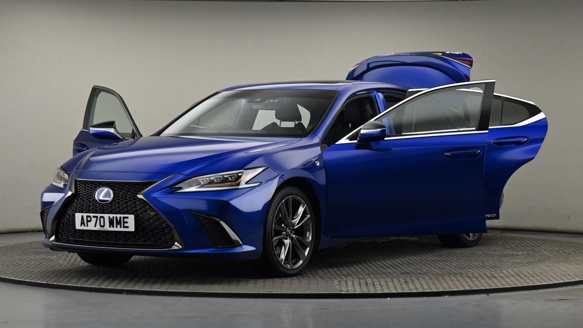 Lexus ES Image 28