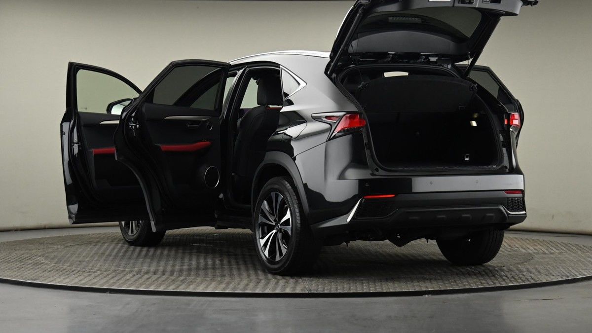 Lexus NX Image 28