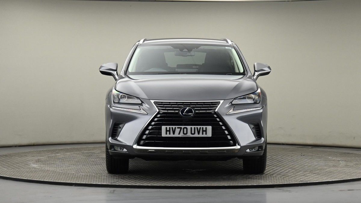 Lexus NX Image 21