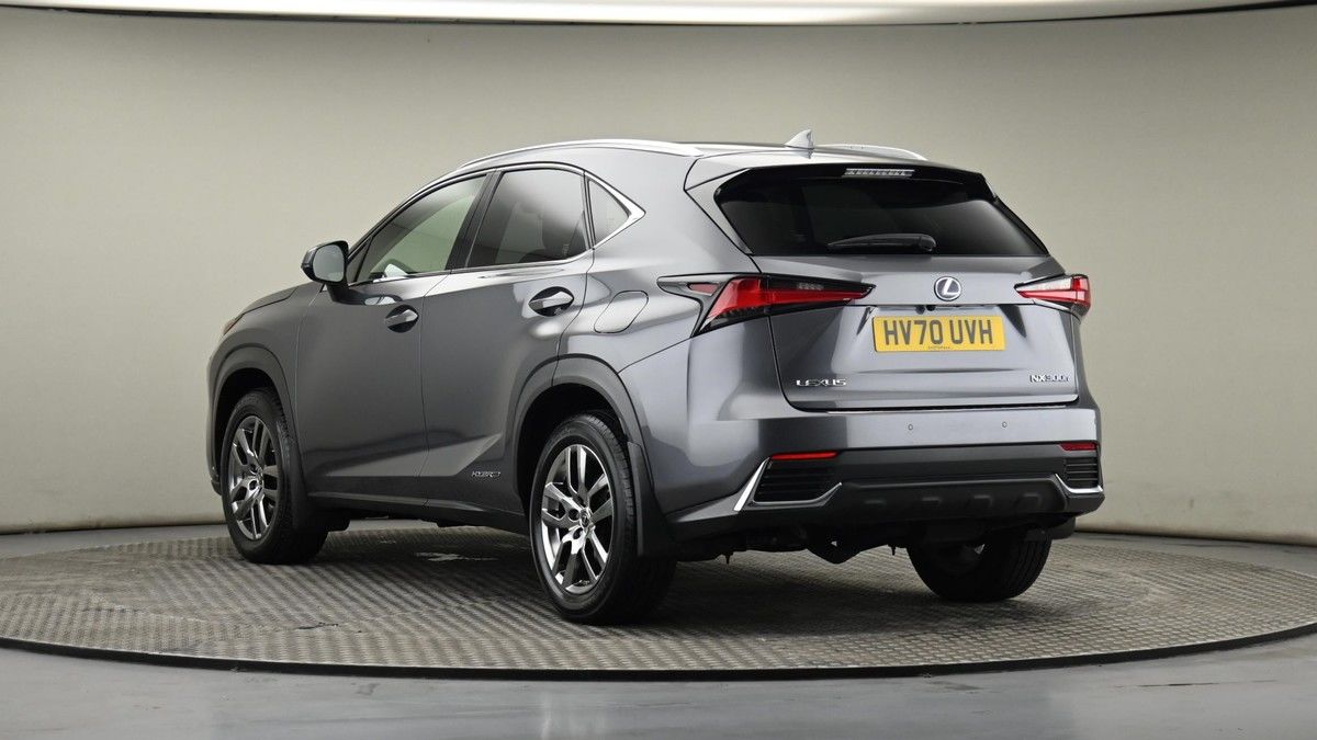Lexus NX Image 24