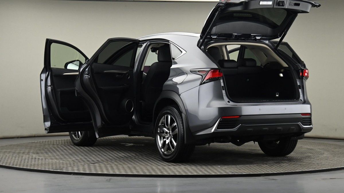 Lexus NX Image 29