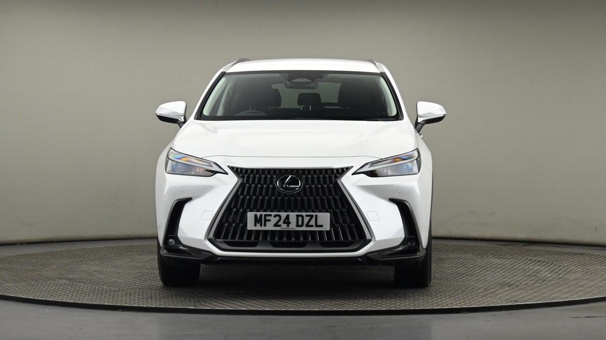 Lexus NX Image 21